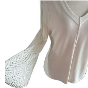 Chicos |  Cream Knit Top w/ lace bell sleeves | sz 12 | Very Good Condition